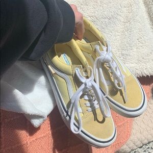 Yellow Vans - Ultra Cush